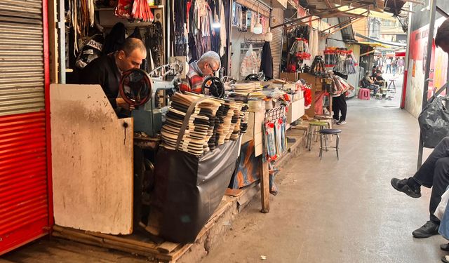 Eskişehir'de soğuklar başladı, onların da mesaisi arttı!