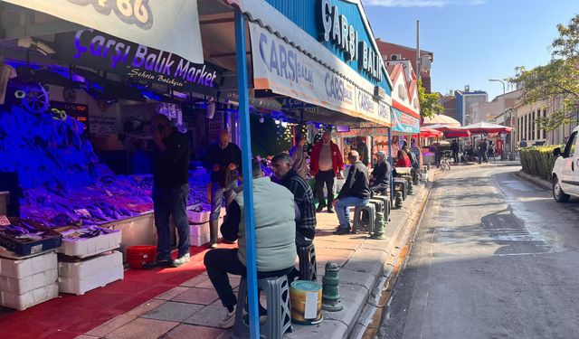 Eskişehirliler soğuk havayla birlikte balığa yöneldi!