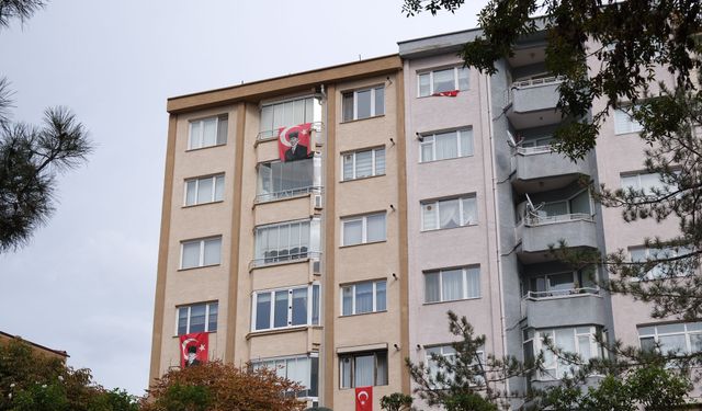 Eskişehir 29 Ekim'de kırmızı beyaza büründü