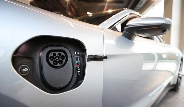 Türkiye’de satılan 10 otomobilden 4’ü elektrikli veya hibrit!