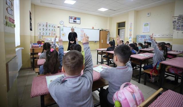 Ara tatil sonrası ilk ders zili yarın çalacak