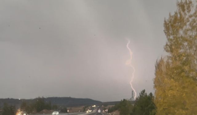 Tavşanlı’da ani dolu yağışı hayatı olumsuz etkiledi