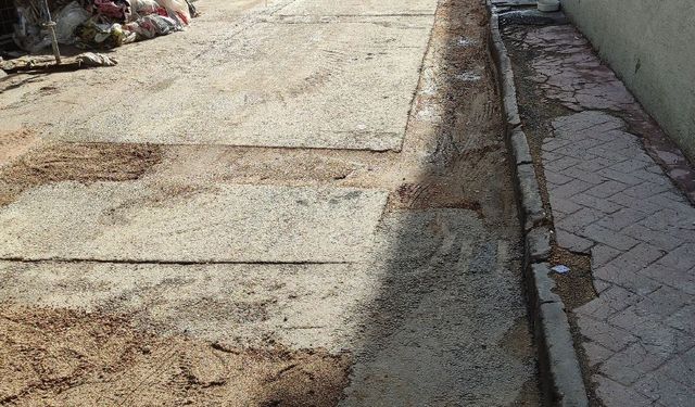 Eskişehir'in o mahallesindeki çukur sorunu çözüm bekliyor!