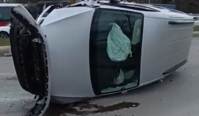 Eskişehir'de caddeyi savaş alanına çeviren kaza!