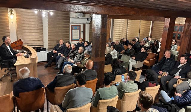 Eskişehir'de ‘Yapay Zeka Gölgesinde Gelecek Tasavvuru’ konuşuldu