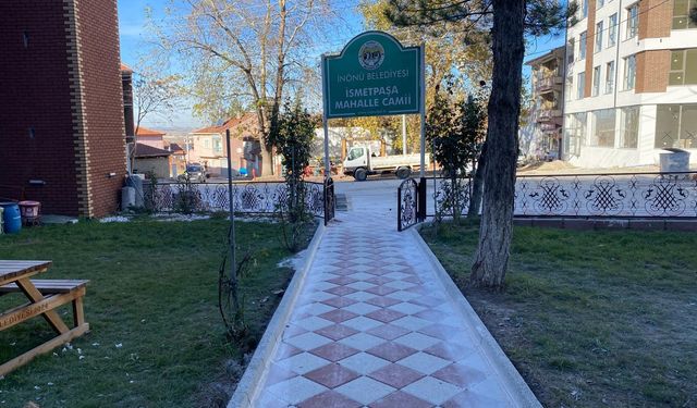 İnönü’de İsmetpaşa Camii çevresi yenileniyor