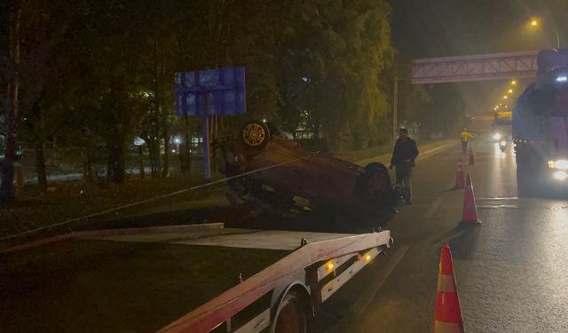 Eskişehir çevre yolunda kaza: Sürücü araca sıkıştı!