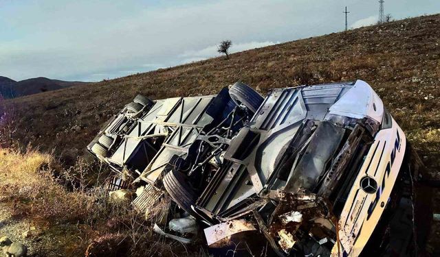 Afyonkarahisar’da trafik kazası: 2 kişi yaşamını yitirdi!