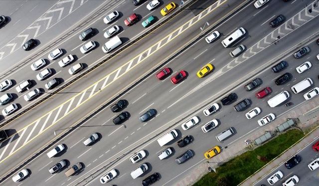 Türkiye’de trafiğe kayıtlı araç sayısı 33 milyonu geçti