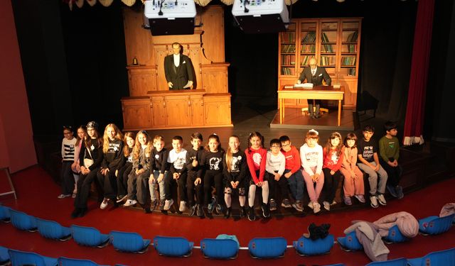 Atatürk’ün izinde minik adımlar