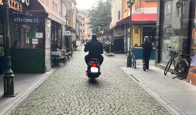 Hamamyolu'ndaki rahat yürümek hayal oldu!