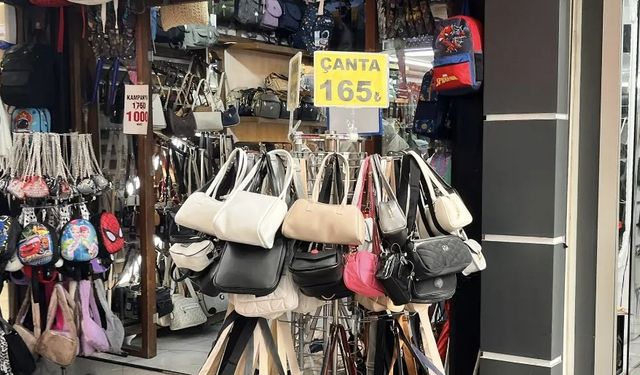 Eskişehir'de çantaların fiyatını gören bir daha baktı!