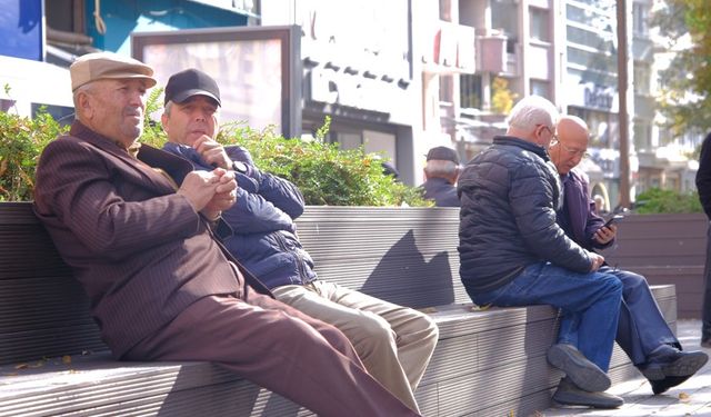"Emekli maaşı açlık sınırının ancak yarısına yaklaşıyor”