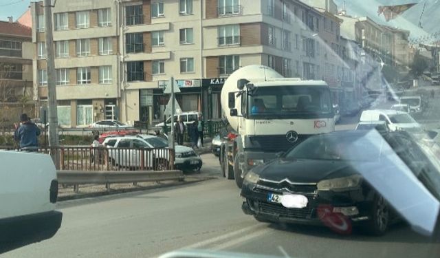 Eskişehir'de Hindistan Kavşağı'nda yine kaza!