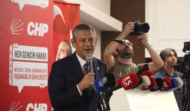 Özgür Özel Eskişehir’de gençlerle buluştu!