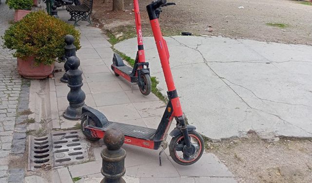 Eskişehir'de kaldırım işgaline çözüm bulunamıyor!