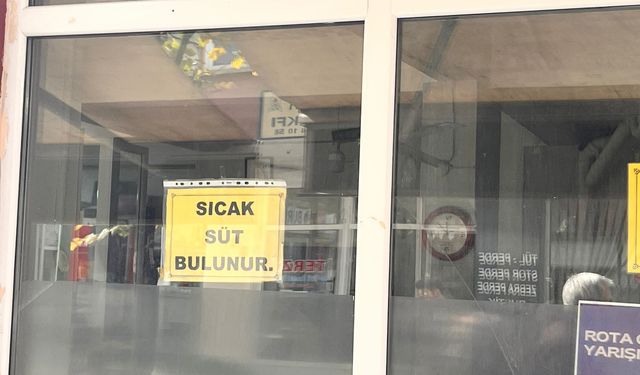 Eskişehir'de kıraathanede sıcak süt satışı başladı
