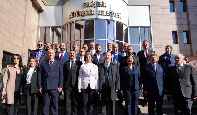 Ümit Özdağ'dan Eskişehir’de Başkan Ünlüce'ye ziyaret!