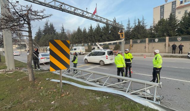 Eskişehir çevreyolunu birbirine katan kaza!