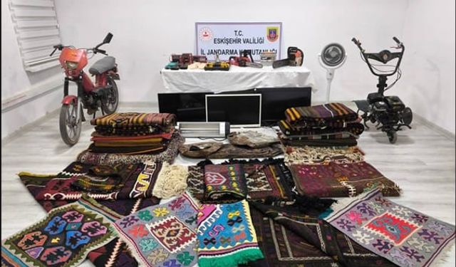 Eskişehir'de ilginç hırsızlık: Çalmadıkları şey kalmadı!