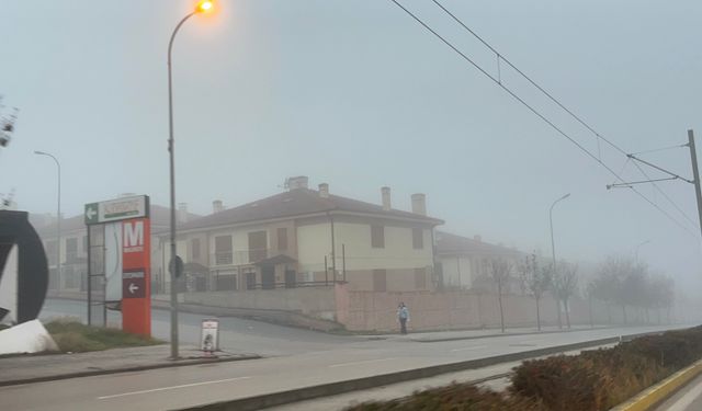 Sis Eskişehir'i kapladı: Sürücüler zorlandı!