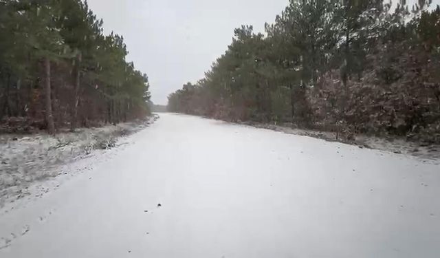 Eskişehir’de kar yağışı yüksek kesimleri beyaza boyadı