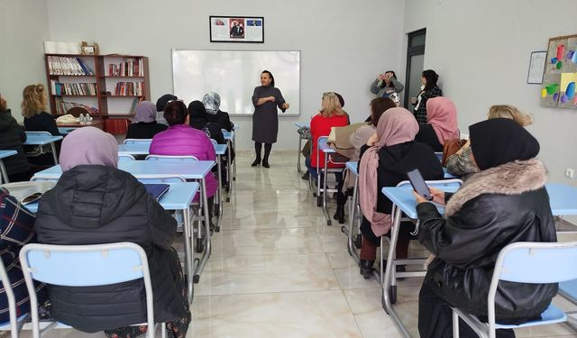 Büyükşehir, kadına yönelik şiddete karşı sahadaydı