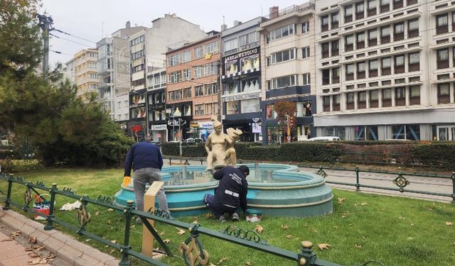 Eskişehir'de soğuklar başlasa da bakım çalışmaları sürüyor