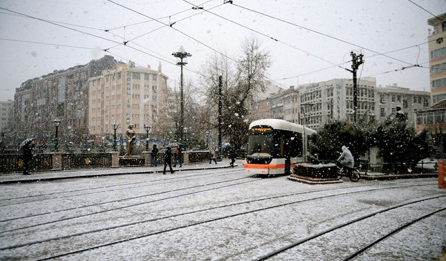 Meteoroloji uyardı: Eskişehir'de kar kapıda!
