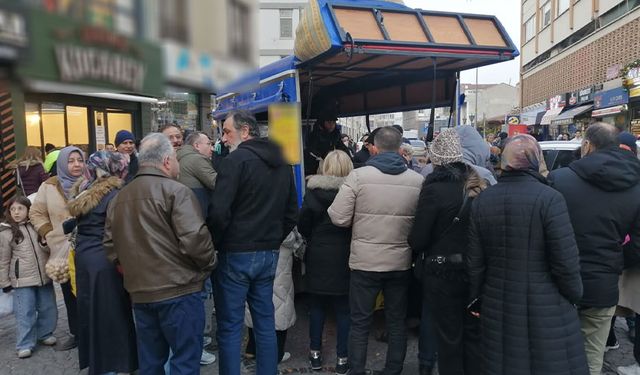 Eskişehir'de fiyatını duyan koştu: İzdiham oluştu!