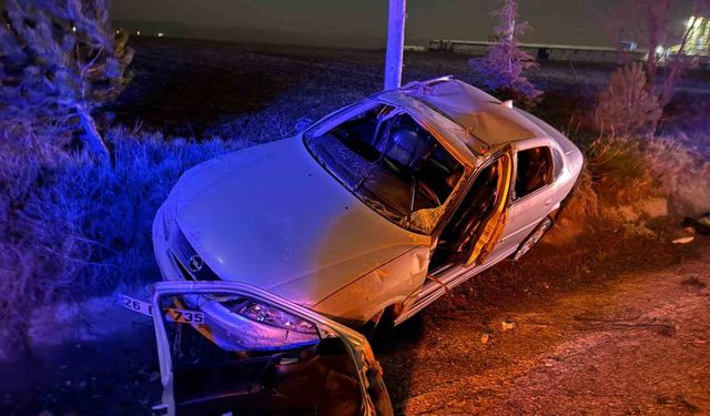 Eskişehir’de takla atan araç şarampole uçtu