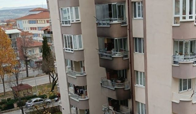 Kütahya’da çıkan yangında ölü sayısı ikiye yükseldi