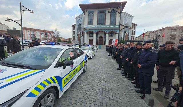 Kütahya’da güvenlik güçlerine 78 araç teslim edildi