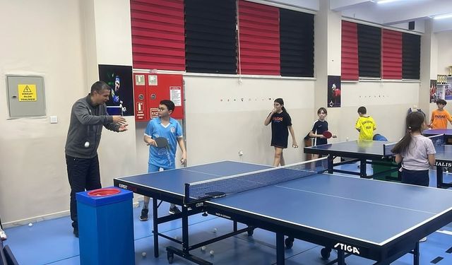 Milli antrenör deneyimlerini aktardı