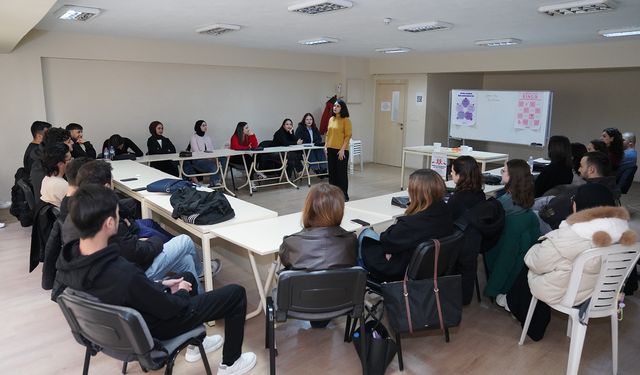 Eskişehir'de belediyeden öğrencilere farkındalık eğitimleri
