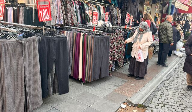 Eskişehir Hamamyolu’nda uygun fiyatlı ürünlere yoğun ilgi!