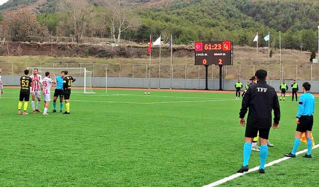 Eskişehir ekibinden hakeme şok tepki sosyal medyayı salladı!