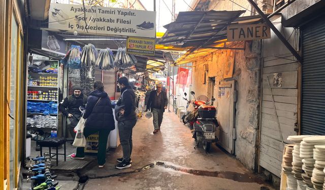 Eskişehir'de kış hazırlıkları esnafı mesaiye zorluyor!