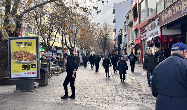 Soğuk havaya rağmen Hamamyolu’nda yoğunluk dikkat çekti!