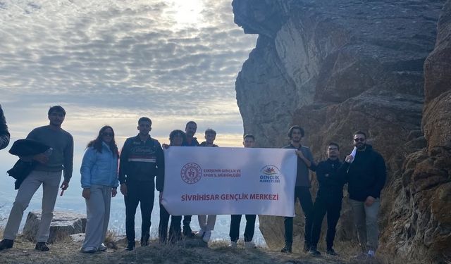 Yazıcıoğlu Kalesine yürüdüler