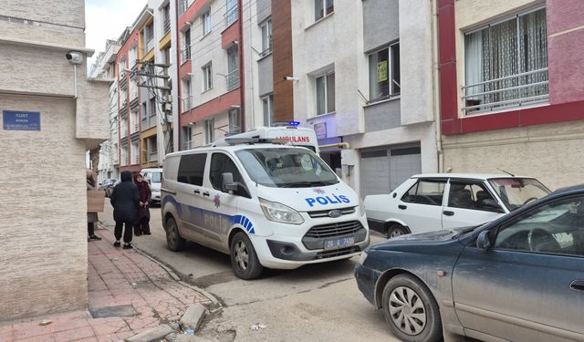 Eskişehir'de polisin hızlı müdahalesi yaşlı kadını kurtardı!