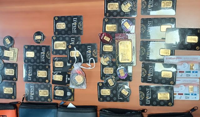 Eskişehir'de altın dolu çantayı eksiksiz buldular!