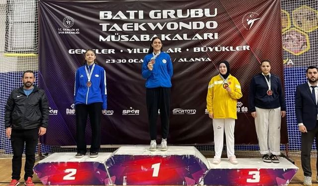 Aybel Yeler'den gümüş madalya