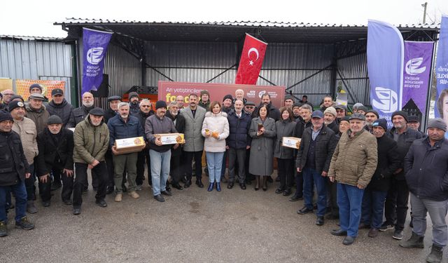 Eskişehir'in 12 ilçesinde büyük destek: 7 bin ton dağıtıldı!
