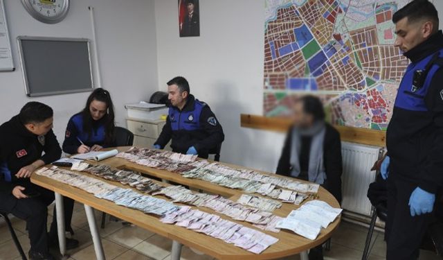 İl il dolaşan dilenci Eskişehir'deki durağında yakalandı!