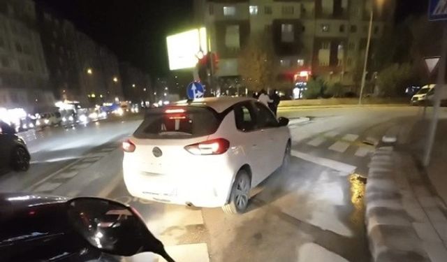 Eskişehir yanlış anlaşılan ışık trafiği tıkadı!