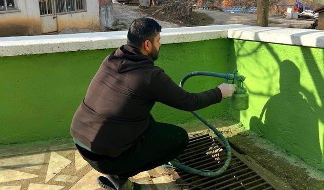 Köy camisinde gönüllü hizmet