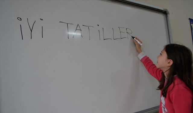 Eskişehir’de karne heyecanı sona erdi: Tatil başladı!