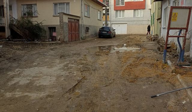 Eskişehir'de yağış sonrası sokak kullanımı zorlaştı