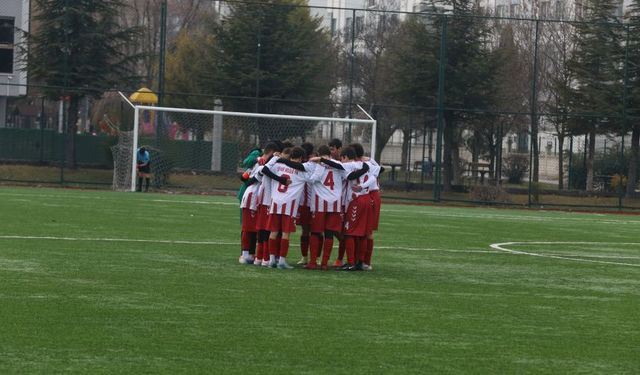 Yenikentspor ilk galibiyetin peşinde!